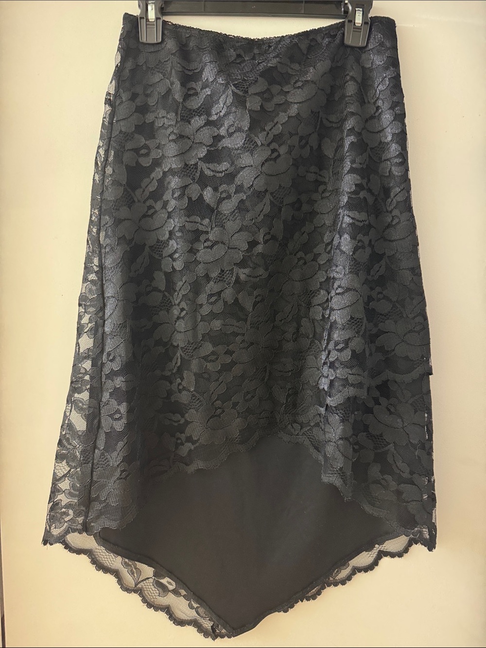 Saint Tropez never worn West Black Lace High-Low Overlay Skirt